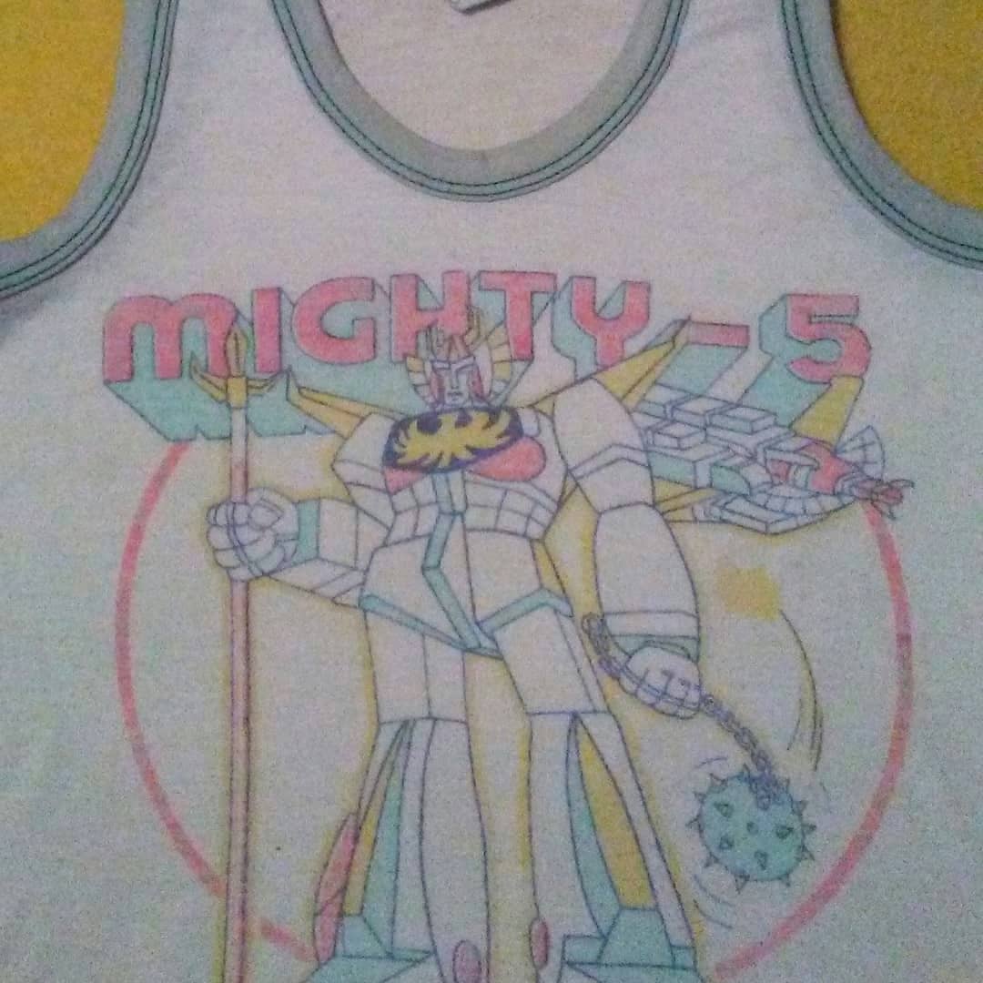 robertspadilla1's tweet photo. Vintage bootleg Tryder G7 art on this old early 80'S baby tanktop! #tryderg7 #triderg7 #bootlegart #koclothes  #vintageart  #japaneserobots https://t.co/ikixAnIPr1