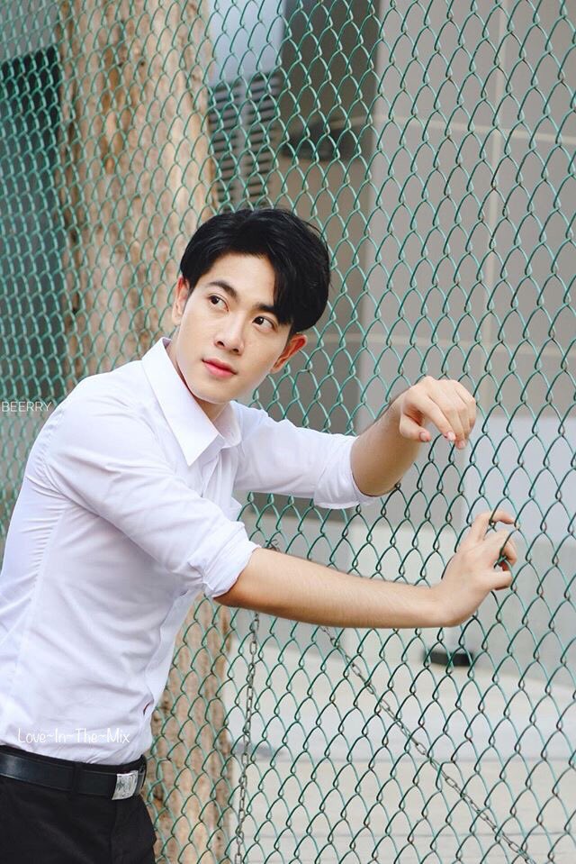 LoveInTheMixx's tweet photo. ดาเมจรุนแรงมาก
@mpwkc #mixxiw #ChulaCuteBoy #CUTUBall73 #LoveInTheMixx https://t.co/gNdYqTNuOh