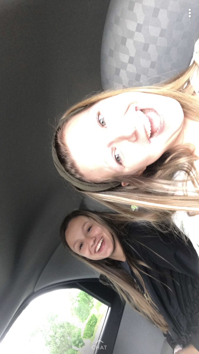 samiluttermoser's tweet photo. Happy birthday to the funniest, happiest and most beautiful person I know🎈❤️ have a great 18th birthday!! @kennady_fox https://t.co/RdGLVsvF8F