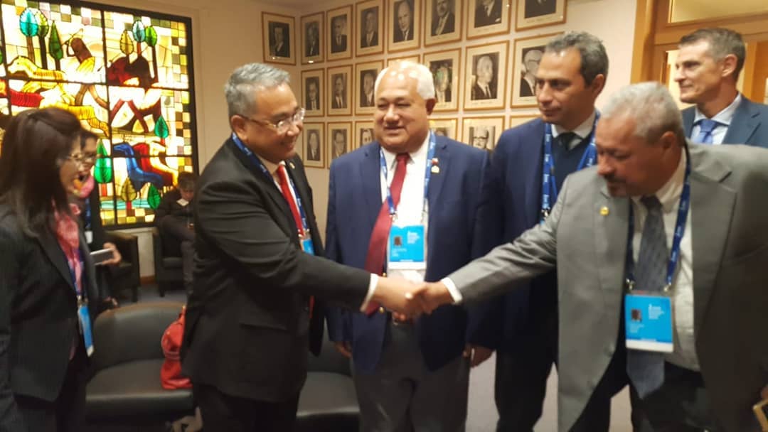 Mendesa PDTT RI Bpk. <a href="/EkoSandjojo/">Eko P. Sandjojo</a> Berbagi informasi &amp; pengalaman tentang DD di Forum Internasional IFAD Governing Council 2019 ke-42 di Roma, Italia (14-15 Februari)
#IndonesianWay #IniDiplomasi <a href="/jokowi/">Joko Widodo</a>
<a href="/KemenDesa/">Fast Track Travel</a> <a href="/anwsanusi/">Anwar Sanusi</a> <a href="/taufikmadjid71/">IG : taufik.madjid</a> @fachrilabalado <a href="/tppindonesia/">Pertepedesia</a>