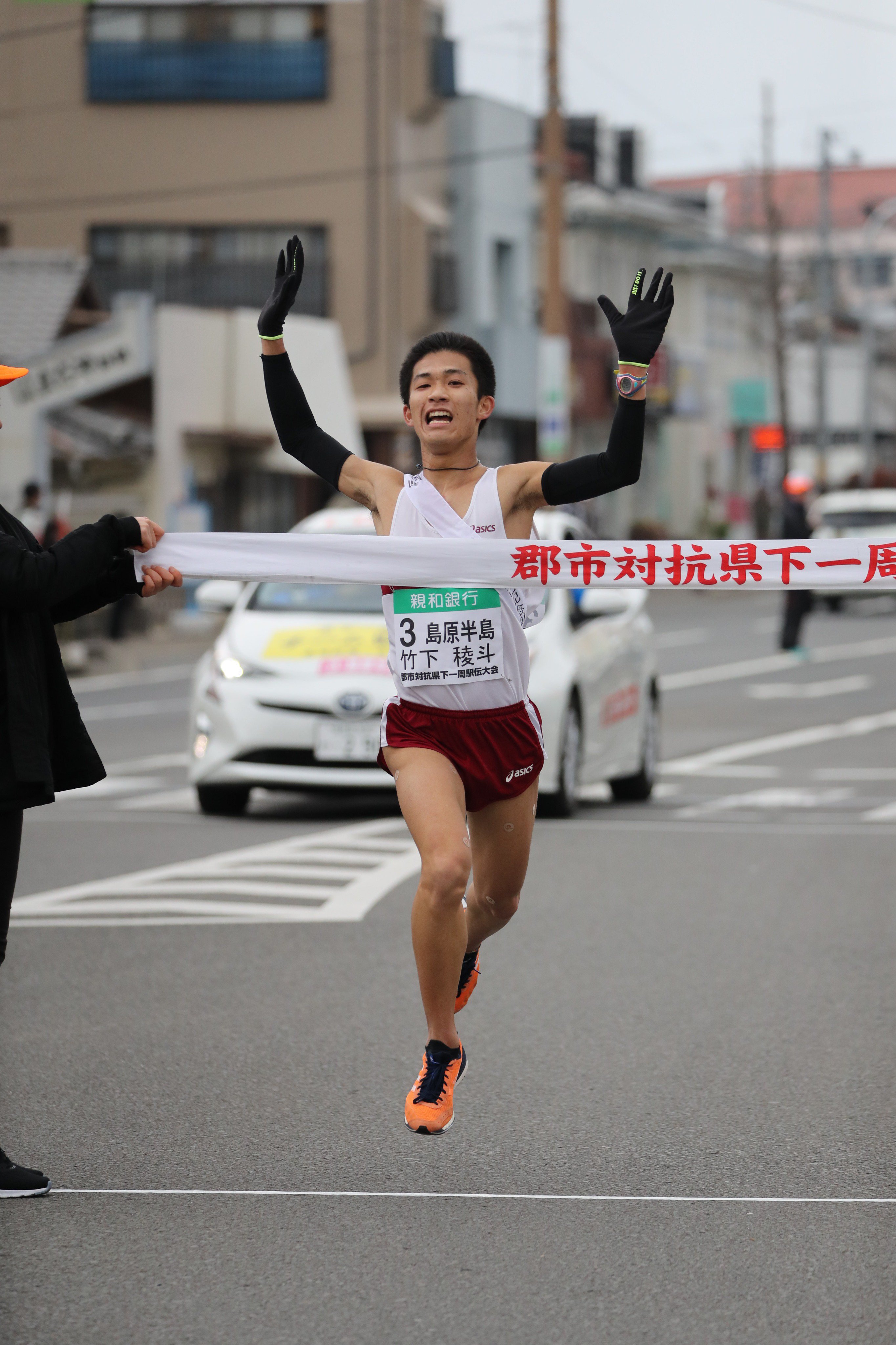 長崎新聞 第１０区 島原ゴール 長崎県下一周駅伝 速報公開中 T Co Gtqbykcqch T Co 926x2gizdc Twitter