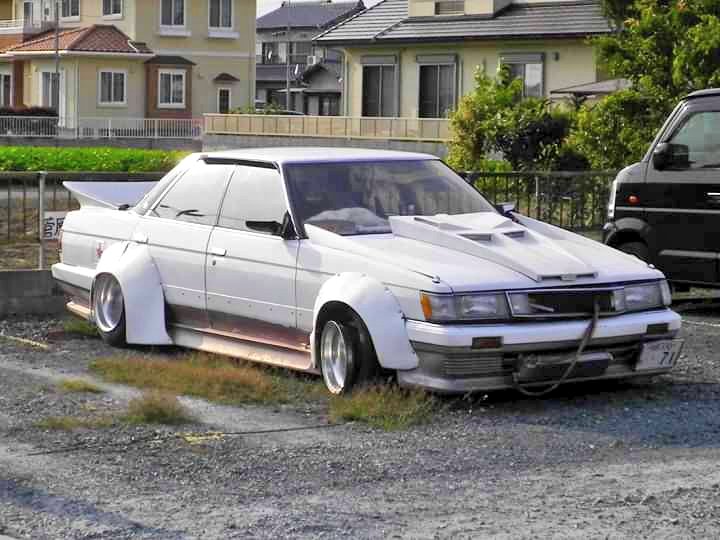 Caravancampingbuilder 街道レーサーの廃車体 Gx71 マーク2 街道レーサー