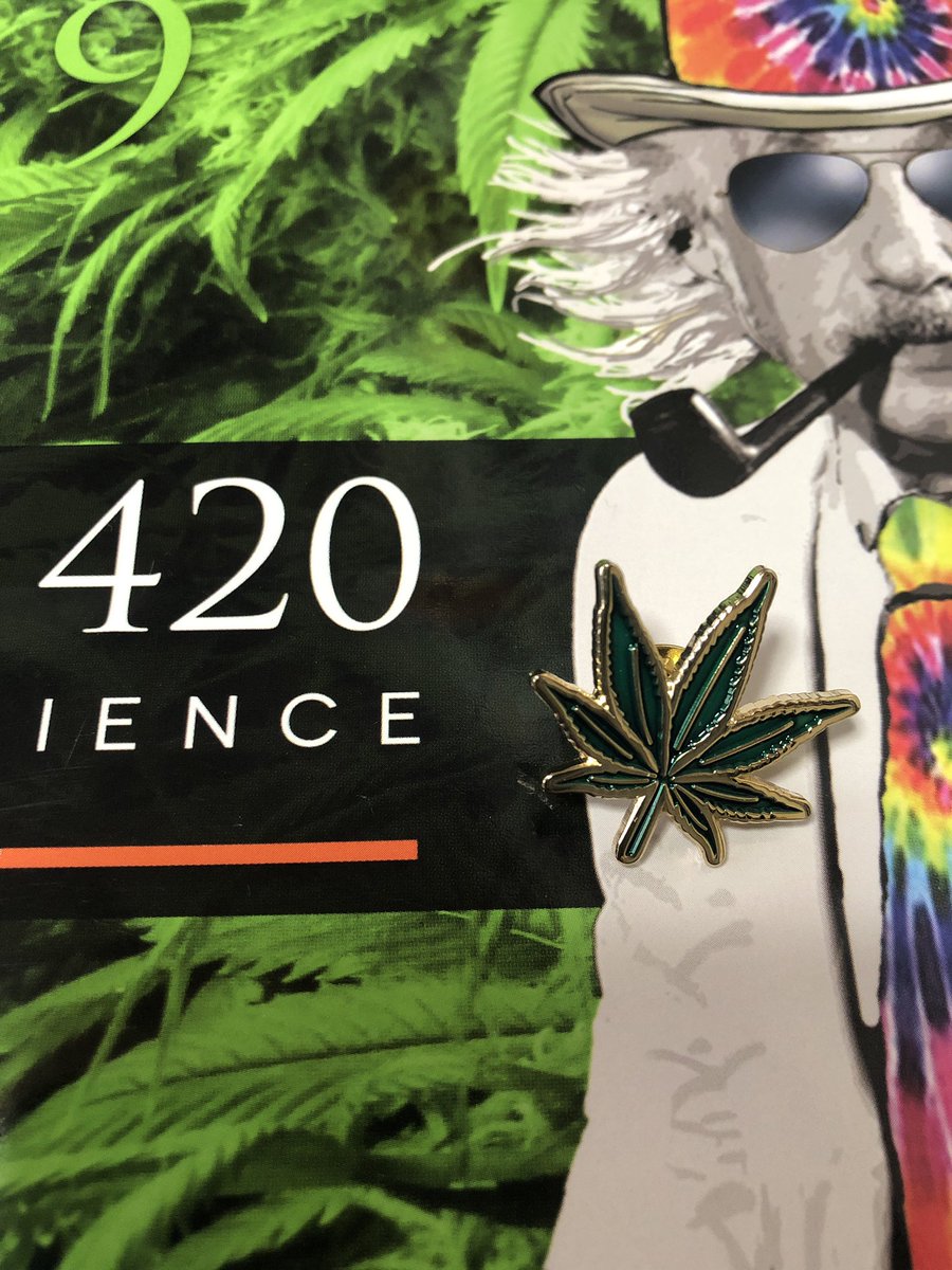 96NIC1's tweet image. 手紙まで添えてくれてありがとうございます😊 
カレンダーもありがとうございます🤙
#大麻バッチ
#TheHighClass