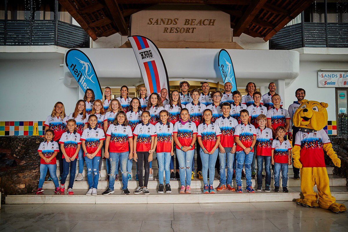 “La fuerza del equipo viene de cada miembro. La fuerza de cada miembro es el equipo”. Orgullosa de formar parte de esta gran familia. Gracias @triactivlanzarote por tanto!!! .
.📸 @jamesmitchell5