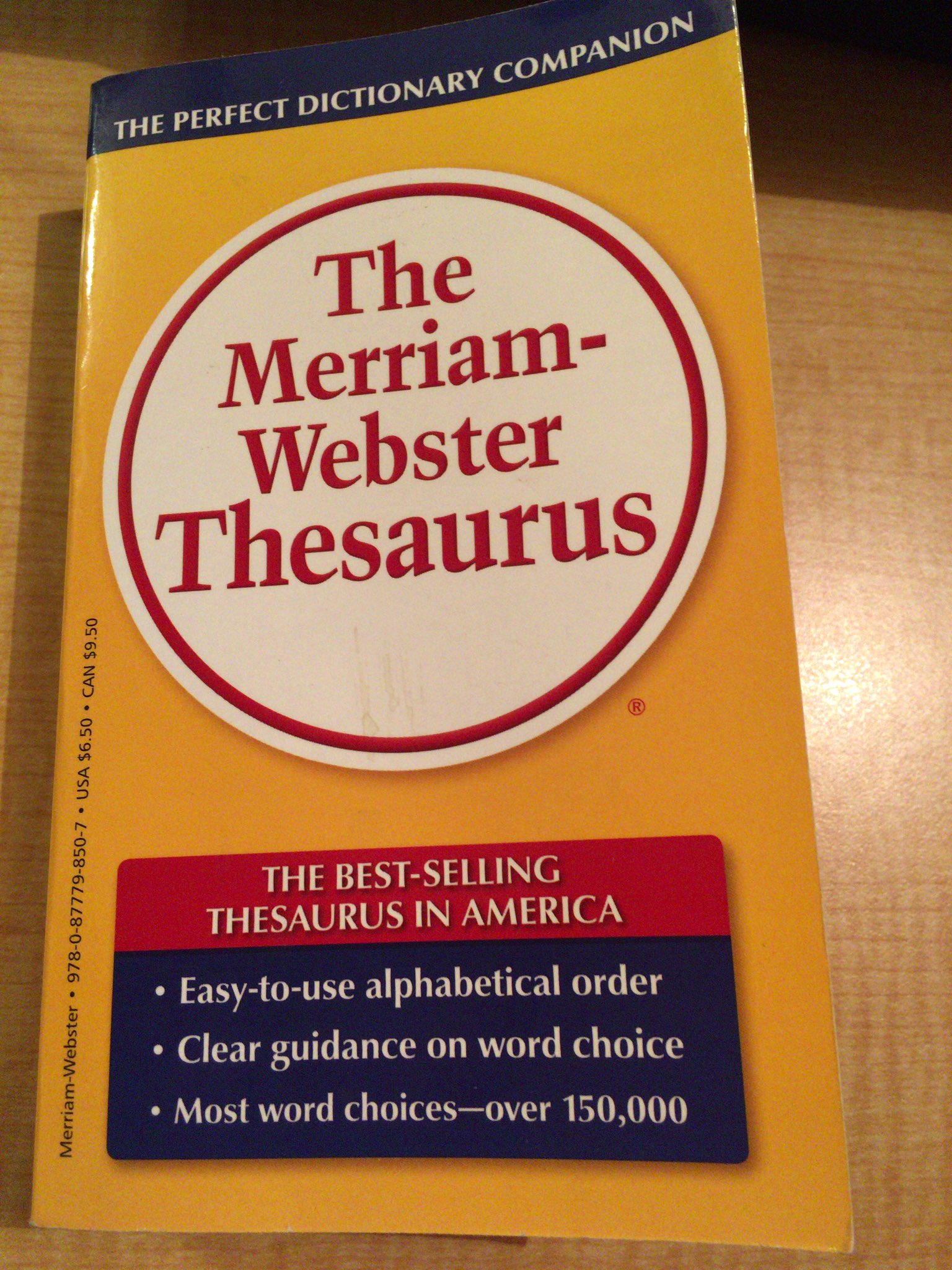 تويتر はむ吉 のんびり على تويتر 英語の類語辞典 The Merriam Webster Thesaurus の古本を買った 類義語に加え 関連語や対義語 に近い語 も挙げ 適切な語を探すのに役立つ 簡潔な語釈もつき 英英辞典で調べ直す手間が省ける 字は小さいが 判型ゆえ