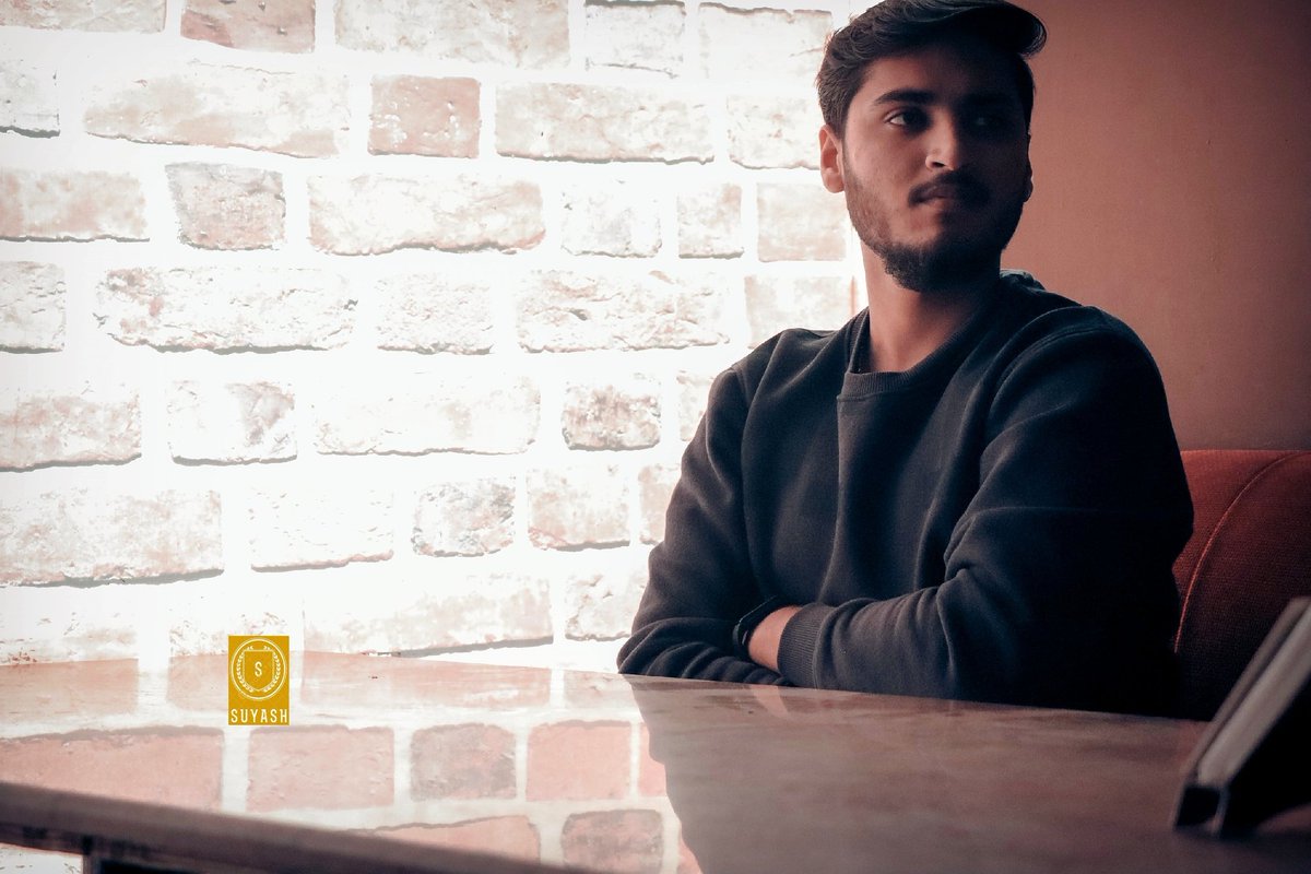 Suyash_sj_'s tweet photo. Nothing is much better than waiting for your favourite drinks 🥂🍹
#cafe #lounge #drinks #candid #canon #indianshutterbugs #theshutterbug #noidagram #portraits #photooftheday #photogenic #peaceful #photographer #lightroom #dslrphotography #edit #rsaportraits #treat #shots https://t.co/pPD1TiBVZ2