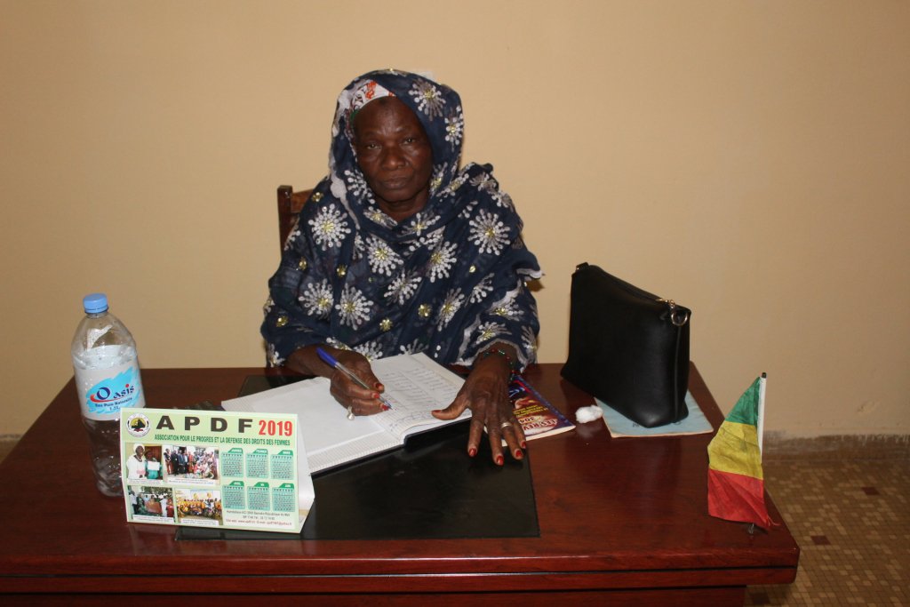 APDF_ML's tweet photo. Présidente APDF Mopti  Diawara Sira Sakiliba 
La maison d'hébergement de l'APDF Mopti à accueille jeudi 14 février 2019, 10 Femmes de youwarou affectées par la crise.Elle vont bénéficier de prise en charge holistique (médicale psychologique)  formation en AGR
UNICEF  @unicefmali https://t.co/uEU4mpLCBv