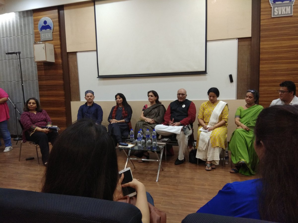 'Roles of Actors in Changing the Narratives'session with #ArchanaVyas, #ALSharda, #AlkaMalhotra, #MonaAmbegaonkar, #RajZutshi, #AmitBehl, #AyubKhan & Moderator: P. N. Vasanti starts at #ActFest 2019
#actorslife #fest #bollywood #bollywoodactor #success #award #awardwinnning