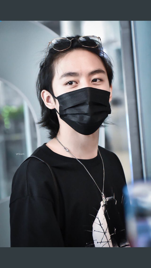 Pf10Unknow's tweet photo. Whenever, we will not leave you. When you are tired and discouraged, We will always stand here. Just try looking .. We will continue to support and drive you.

คุณคือ"รอยยิ้มและความสุขของฉัน" 

-MarkSiwat @Mmarksiwat 
#MarkSiwat
#หัวใจศิวัช https://t.co/CzUa1XEDli