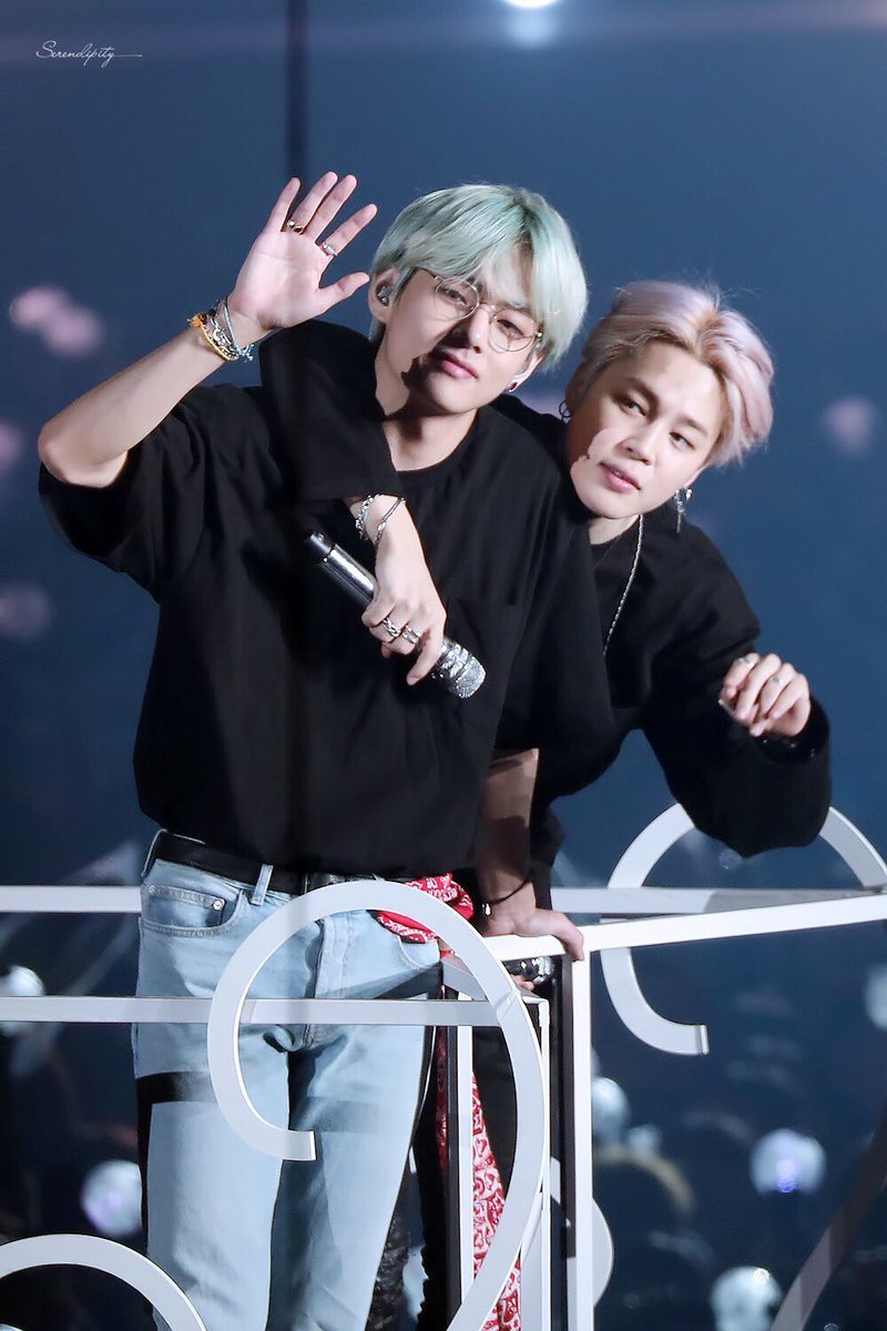 btspics_b's tweet photo. 190216 https://t.co/8d9JpeLHKa