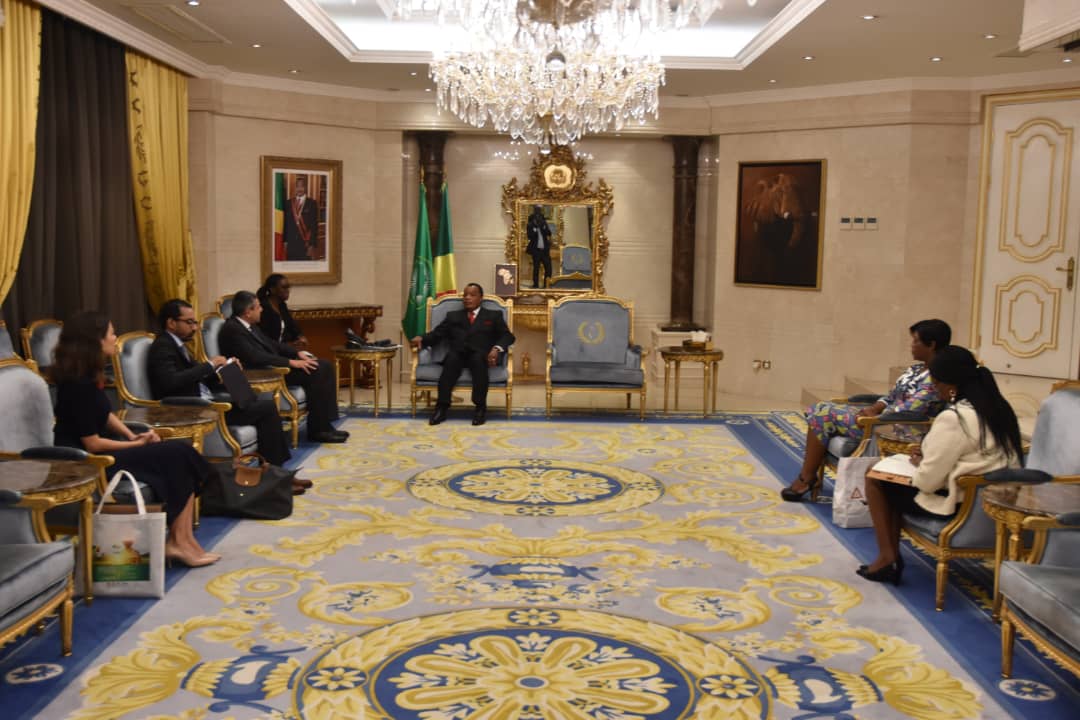 EnvDDBC_GouvCg's tweet photo. #CATDR - Audience au cabinet du Président de la République : Son Excellence Monsieur Denis SASSOU-NGUESSO, Chef de l’Etat, reçoit Mr @pololikashvili SG de @UNWTO et Mme @ASoudanNonault au lendemain du lancement de la 1ere édition de la caravane de la #CATDR le 15/02/2019 (1/2) https://t.co/yxSWaOXYXt