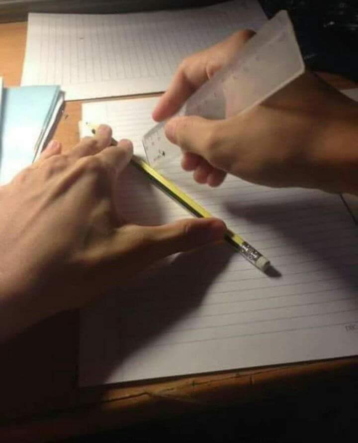 لماا تصحى بدرى تذااكر😹😿💔