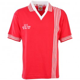 Today's the big day folks - the Toffs Scottish Jersey Cup final!
Both shirts have reached the last two via a huge wave of support. Both are absolutely ace.
But who wins - Hamilton Academical (1960s) or Aberdeen (1976)
LIKE for the Accies
RETWEET for the Dons