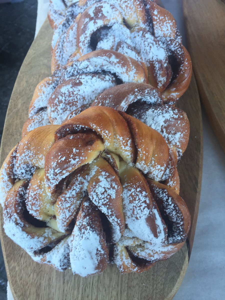 InnsCrossMarket's tweet photo. Just 2 more Saturday’s until our March market and @barabakehouseNI cinnamon bun fix! 

See you all again on Saturday 2nd March, 10am-2pm. 

#innsmarket #farmersmarket https://t.co/aUGIAJC8Wt