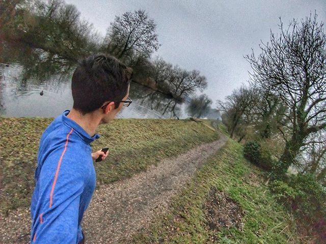 jtugwell_tri's tweet photo. Back to running in long sleeves... 1 hour canal run with 6x1km at tempo pace
@teammaccax
#ironman #ironmantraining #triathlon #tri #fitness #training #swimbikerun #maccax #mxendurance #run #running #cold #grey https://t.co/SCPnVZV274 https://t.co/A5aCxBQ3Lv