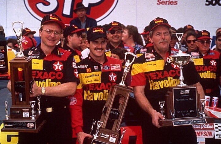 NASCARMemories's tweet photo. On this date in 1992:
Davey Allison won the Daytona 500. https://t.co/WZ6l3lYS7j