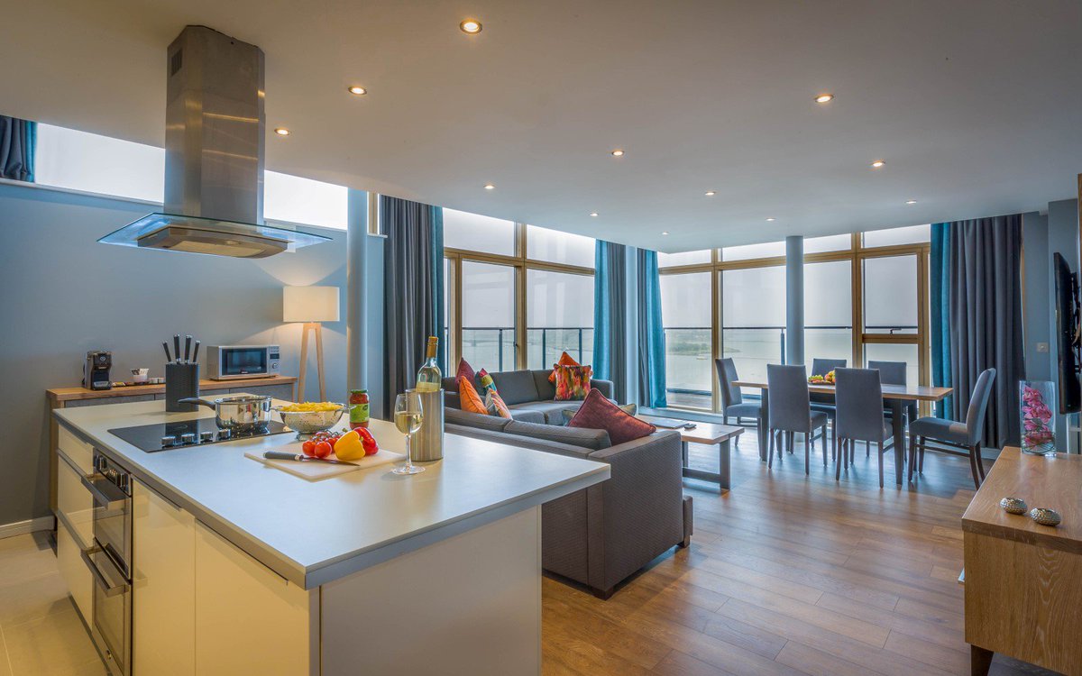 TalbotSuites's tweet image. It's the Weekend! 

Book your next break to Wexford and stay at the Talbot Suites at Stonebridge! 

Book in advance and save 20%! 
talbotsuites.ie

#talbotcollection #talbotsuites #visitwexford #irelandsancienteast #springsale