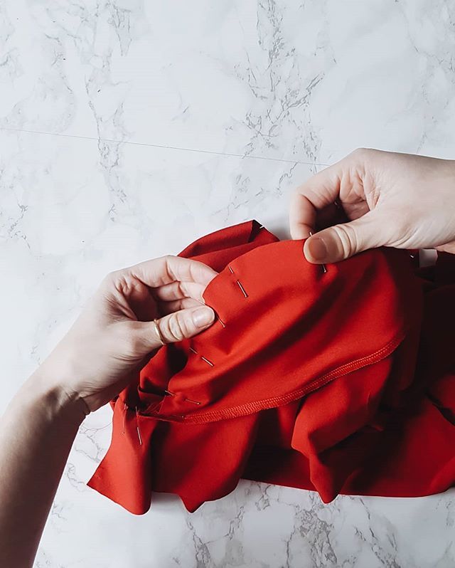 DPLtweets's tweet photo. [NEW POST] The first part of the Ruffle Tee Sewalong is now live on the blog!
•
•
•
#fashiondesign #designprocess #creativeprocess #sewingprocess #creativelife https://t.co/KgKDul5xNQ https://t.co/rcRGjBFD6N