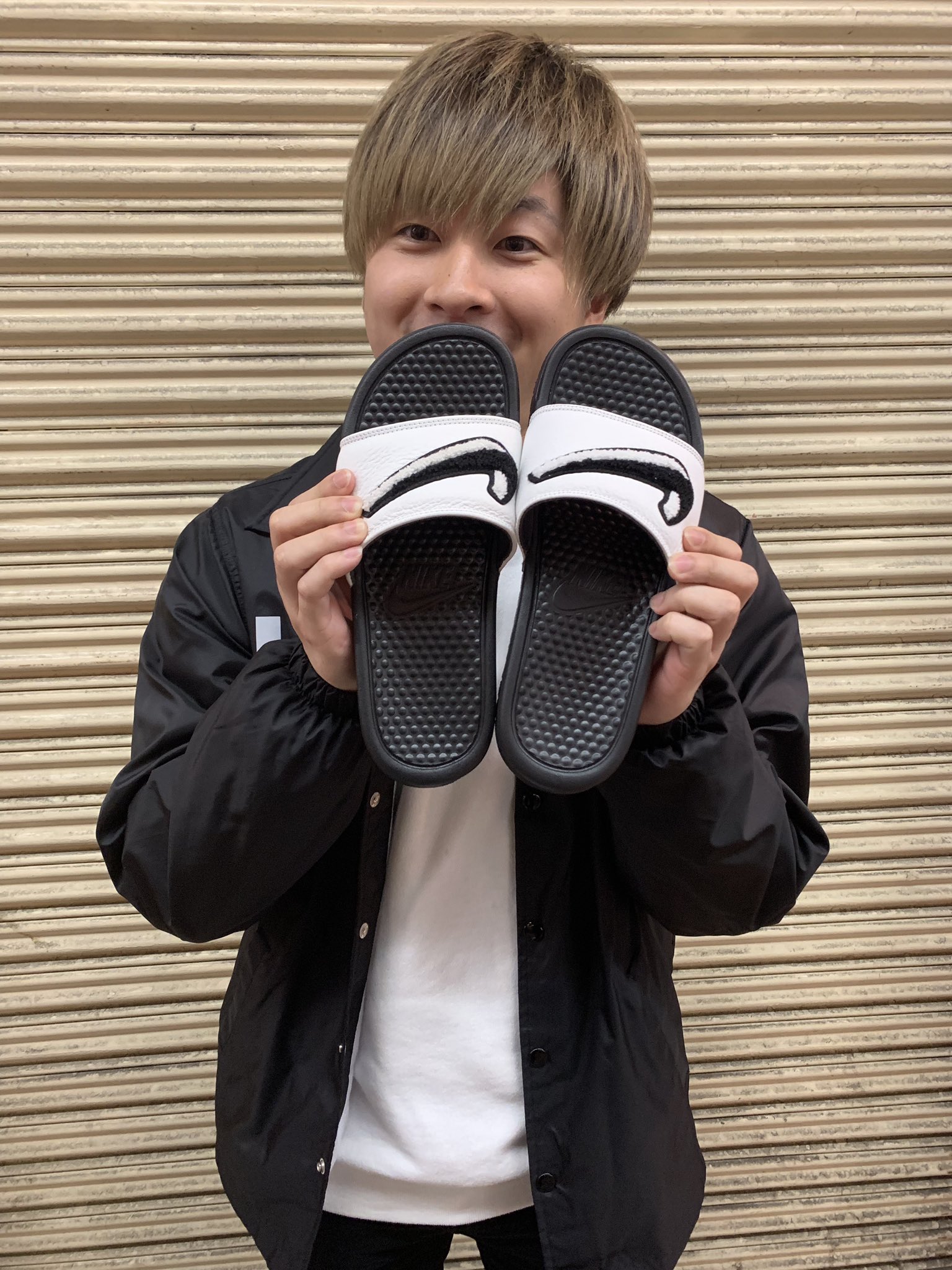 やふへゐ先生 フラベジ 2代目nikeサンダァウ 自腹です やふへゐ先生 フラベジ 2代目nikeサンダァウ 自腹です