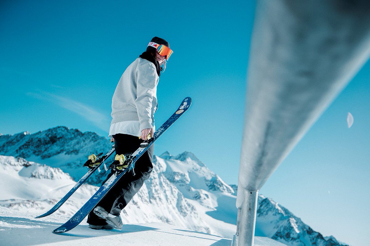 HypedSports's tweet image. **Snow Appreciation Saturday** So many resorts are reporting their best season this year. We have a huge range of snowboarding and skiing equipment, luggage, snowboards and more! Up to 40% Discount &amp;gt;&amp;gt;&amp;gt; bit.ly/2x7mWDY #snowboarding #wintervacation #winterdiscounts #sales