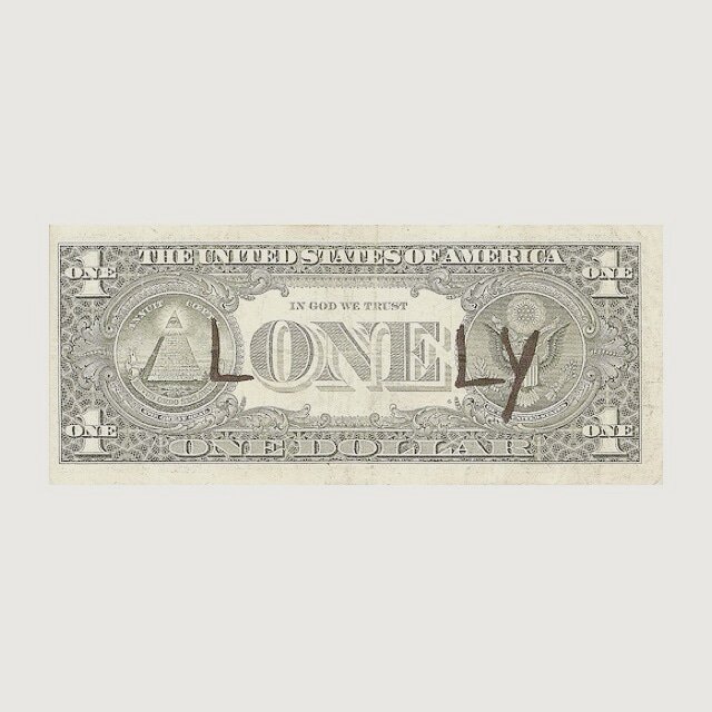 ⠀⠀ ⠀┏━━━━━━━━━━━┓
⠀⠀
⠀⠀⠀❝ただ愛されたいだけなのに❞ 

⠀⠀⠀ ┗━━━━━━━━━━━┛
⠀⠀⠀ ┋      ┋      ┋   
 ⠀⠀⠀┋      ┋      ✦
⠀ ⠀⠀┋      ✦⠀⠀⠀⠀  
⠀⠀⠀ ✦
⠀⠀⠀⠀⠀ Sʜɪᴍᴏᴛꜱᴜᴋɪ・Kᴏᴜʀʏᴜᴜ

⠀⠀⠀⠀⠀⠀⠀⠀⠀─↻↻↻─