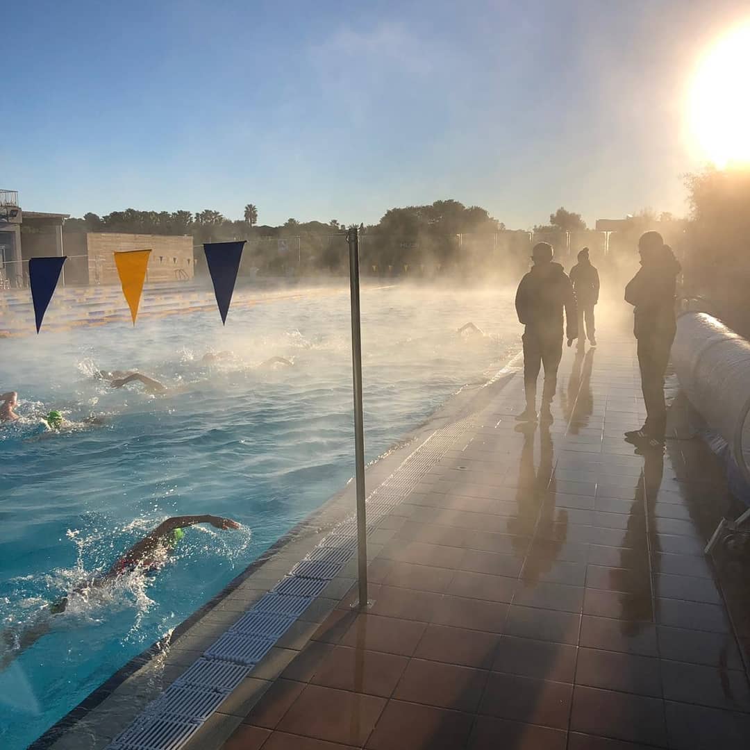 Coaching poolside before the sun comes up 🏊‍♂️🏊‍♀️
#earlymorningswims #triathlon #swimming #coaching #nextgeneration #academy #mallorca