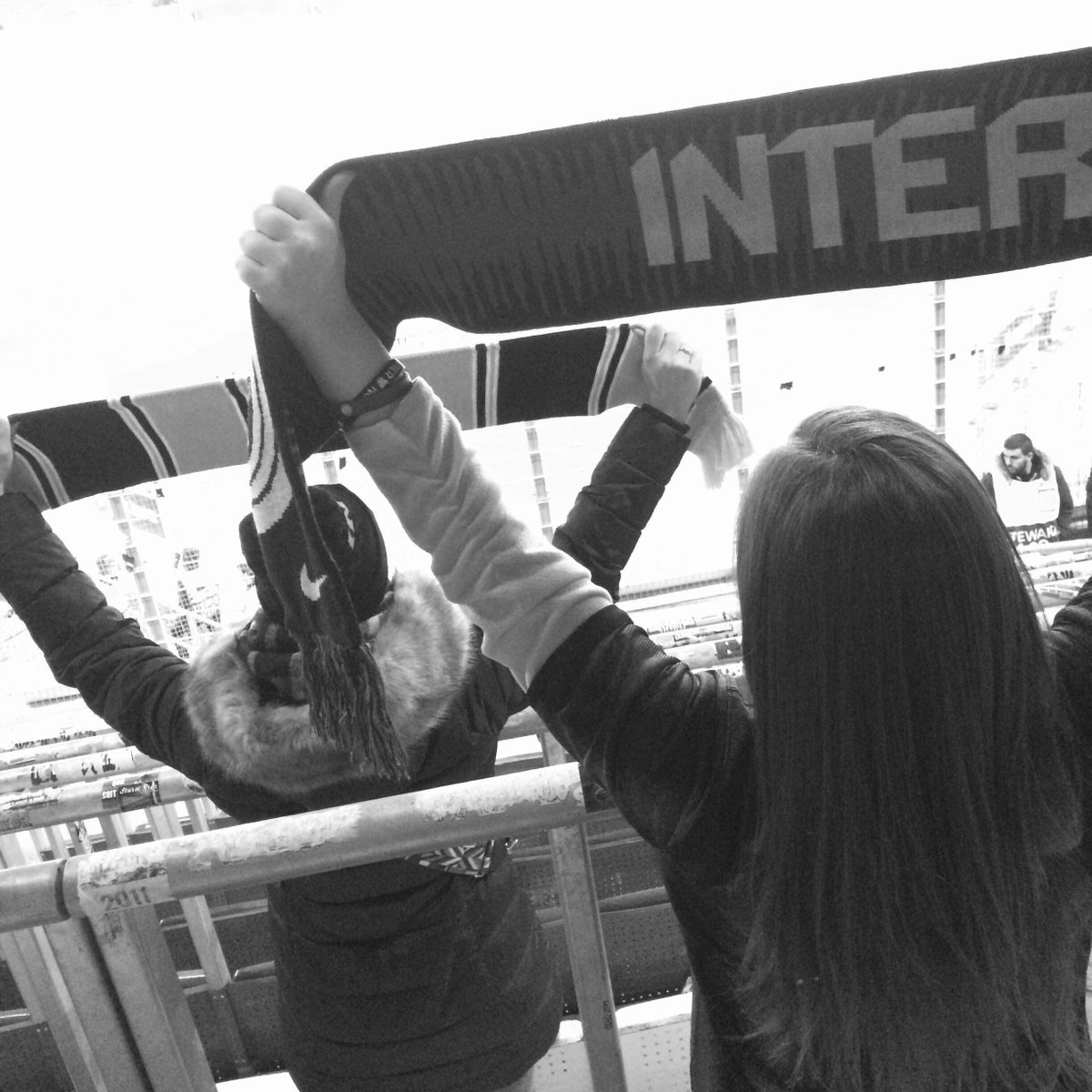 aneta_doro's tweet photo. Na wyjazdach fatum remisu nie działa 🤔

Inter-Napoli 2:2
Inter-Milan 0:0
Inter-Juve 0:0
Inter-Roma 1:1
Inter-Barcelona 1:1

Rapid-Inter 0:1

#InterPL #wloskarobota #Inter #InterFans #InterGirls #RapidInter #UEL #ForzaInter #amala #kibice #ultras #FCIM #FanaticiDallaPolonia #FDP https://t.co/5puU25FhkF