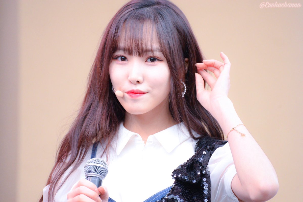 YujuBrasil's tweet photo. [#FOTO] 16.02.19 | #Yuju na Free Live na Tokyo Dome City!

cr:. Eunhachannnn https://t.co/S92XTicwbk