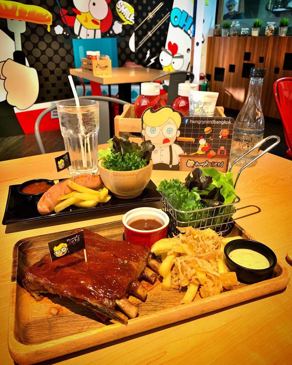 naykung's tweet photo. #HungryNerd 🤓#hungry #nerd #stekhouse #instafood #instasteak #bangkok #thailand #kornthuch #อร่อยไปแดก #อร่อยจนต้องรีวิว #อร่อยจริงจัง https://t.co/iU9OsSkIpE