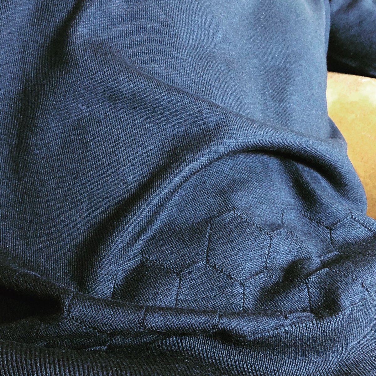 Gabriel2France's tweet photo. Que pensez vous d’un pull @Gabriel2France pour vous messieurs ? Un univers exclusif.  #weekend #mode #FashionWeek https://t.co/4H6nu2LdLb