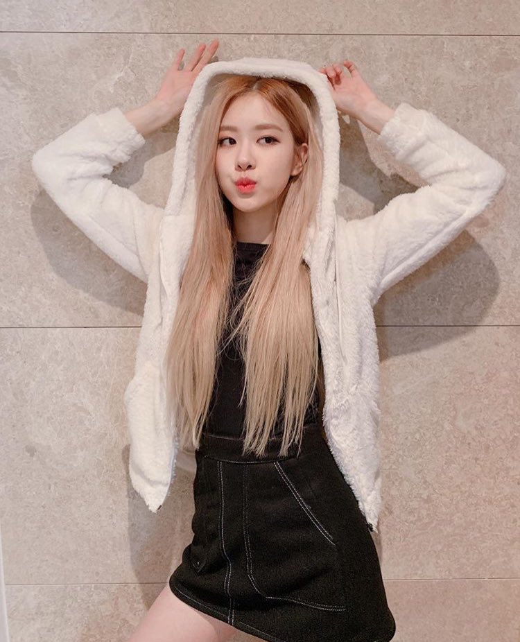 큥이 ♡ 미녀니 🐶🍑 tweet media