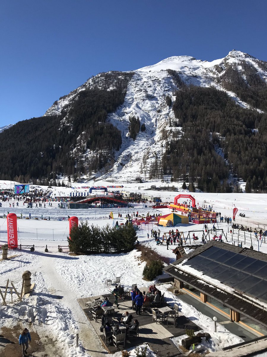 M_Signorelli81's tweet photo. Vista sulla Coppa del Mondo di fondo #cogneworldcup2019 dalla sala stampa. Work in progress @tgrvda https://t.co/By8XJ961Ny