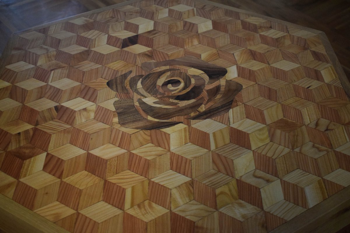 WoodenCraft36's tweet photo. Check out how I made this tabletop
https://t.co/5YJwRf2isF 
#woodentable #patiotable #tablestand #art #tablediy #woodentablediy #handmadetable #craft #art #deviantart #youtube #video #youtubevideo #carving #carvings #crafts #crafting #makingtable #makingwoodentable https://t.co/3hz7q5HvQz