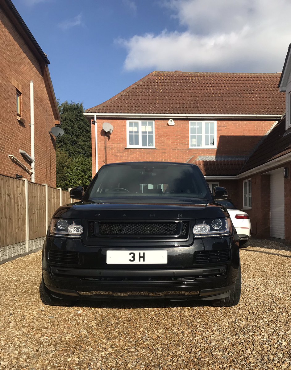 Iain Hamilton tweet media