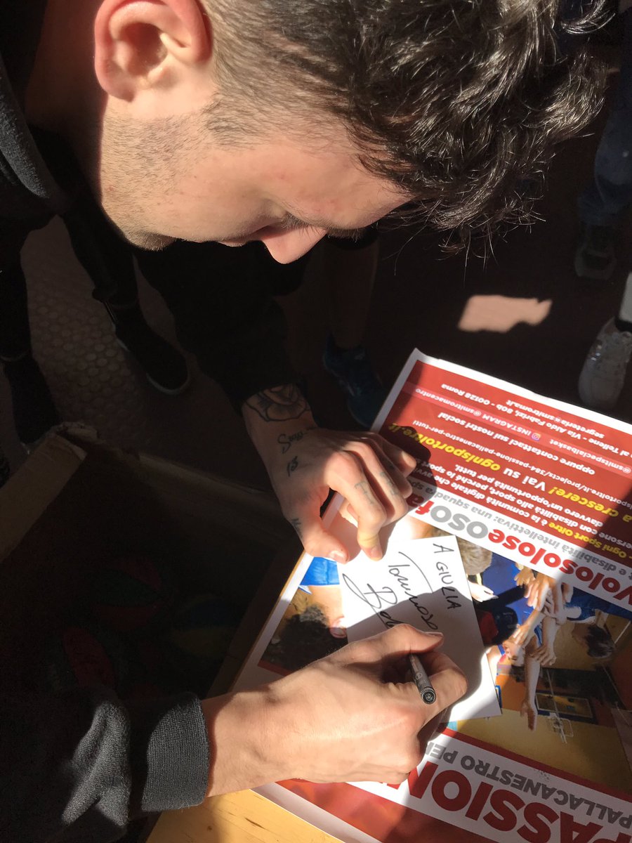 Grande successo del raduno di minibasket al Tellene per il progetto PASSIONE Pallacanestro per tutti grazie ai giocatori della <a href="/VirtusRoma/">Virtus Roma</a> 
#VolosoloseOSOfarlo