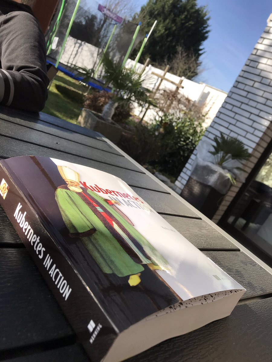 kj187's tweet image. Awesome weather, awesome book 📚 #Kubernetes #KubernetesInAction