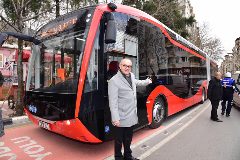 Cengiz ERGÜN on Twitter: "Önümüzdeki günlerde #Manisa'mızda #hizmet verecek  olan elektrikli otobüsler şimdiden Manisamıza #hayırlıolsun. #CengizErgün  #ManisaBüyükşehirBelediyesi #elektrikliotobüs #otobüs #2019yerelseçimleri  https://t.co/Lxd8QUqfMM ...