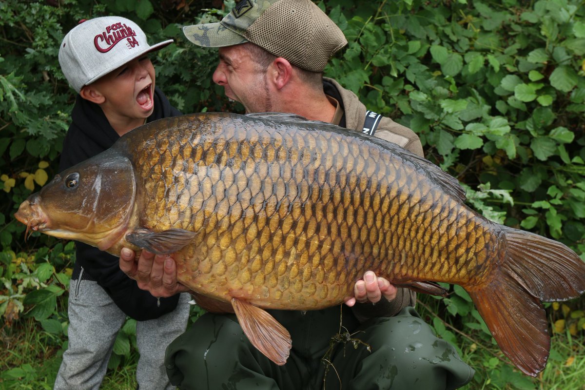 CarbonBaits's tweet photo. We are so excited to announce that Lee “Mozza” Morris will be heading up the Carbon Baits team. Mozza is an angler that needs no introduction, his enthusiastic approach to life and fishing is just infectious.
Our website goes live at 1, check it out to hear what Mozza has to say https://t.co/nHn3QmbIil
