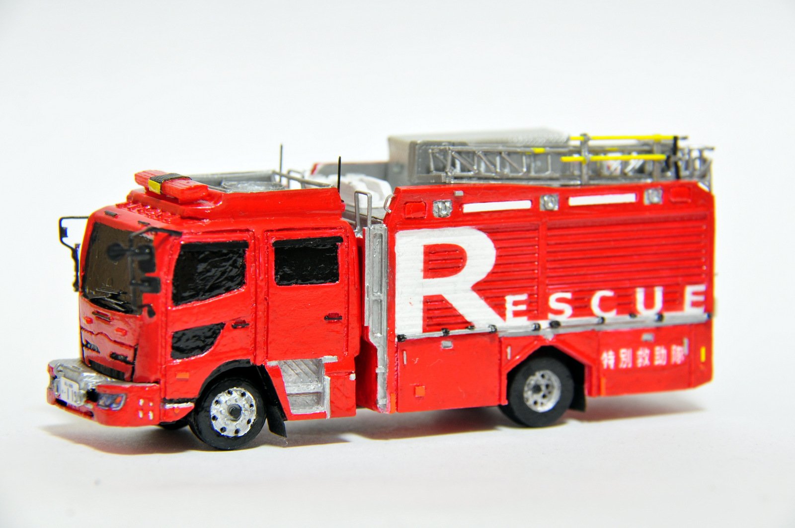 ディスプレイモデル 消防車 救助工作車 クレーン付き その7