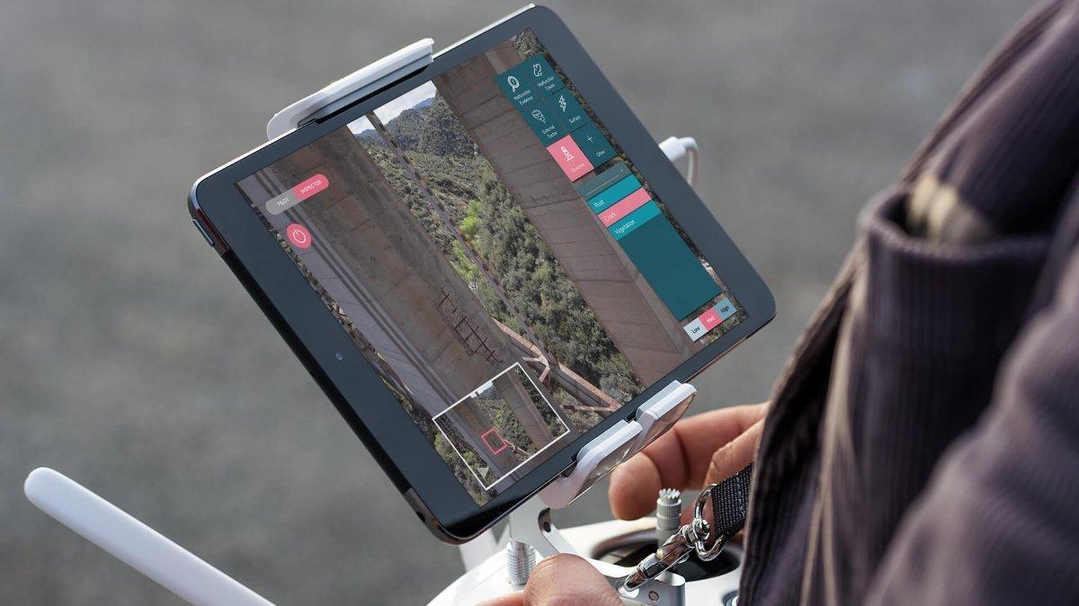 NAR_tweets's tweet photo. "[When it comes to #drone data analysis and reporting] time at the office kills us" - Matthew Sullivan, PE Project Engineer &amp; Team Leader at @wsp.
Find out how the NAR, the real-time drone #inspection #software can expedite that! https://t.co/xECT2PuhKF

@KASurveys @demembridge https://t.co/1wfV2R88qe