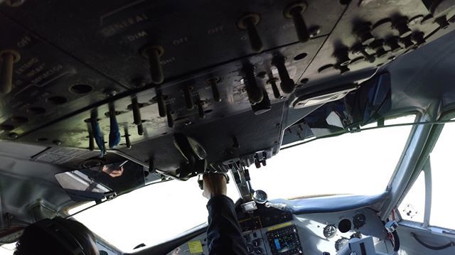 SkydiveSD's tweet image. It's Saturday, and we got fun sh*t to do. #timefortakeoff 🛩
.
.
.
#skydivesandiego #funjumpsandiego #tandemskydiving #california #sandiego #baja #smilesformilesclub #tandemskydiving #greenlight #skydiving#skydive#sandiego #socal#otaylakes#southerncal… bit.ly/2Ijk9QW