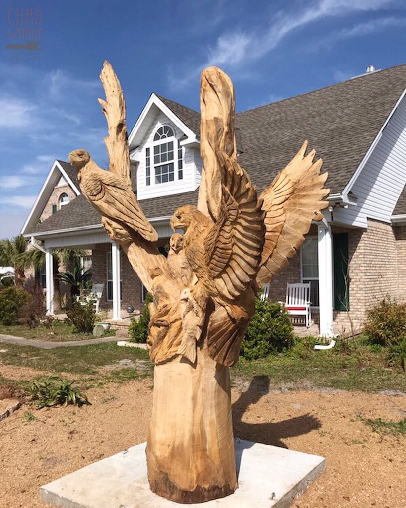 Picking up where I left off on this one today in #stjoebeach #florida. Hoping to have it wrapped up today. #chainsawcarving #hurricanemichael #panhandlestrong #850strong #forgottencoast #chadgaineysculpture