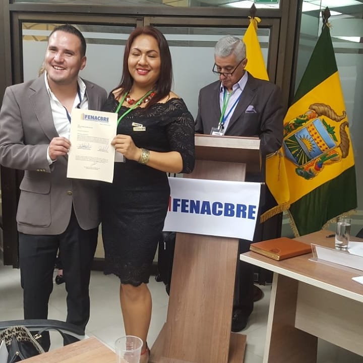 AcbirAzuay's tweet photo. Felicitaciones a  Acbir Guayas y ACBIR AZUAY. El día de hoy se han posecionado en la nueva Directiva de la Fenacbre Fenacbre en el Período 2019 -2021.  #SoyCorredorConLicencia #AcbirGuayas #AcbirAzuay #Fenacbre #Ecuador https://t.co/WXc3tZEZVV