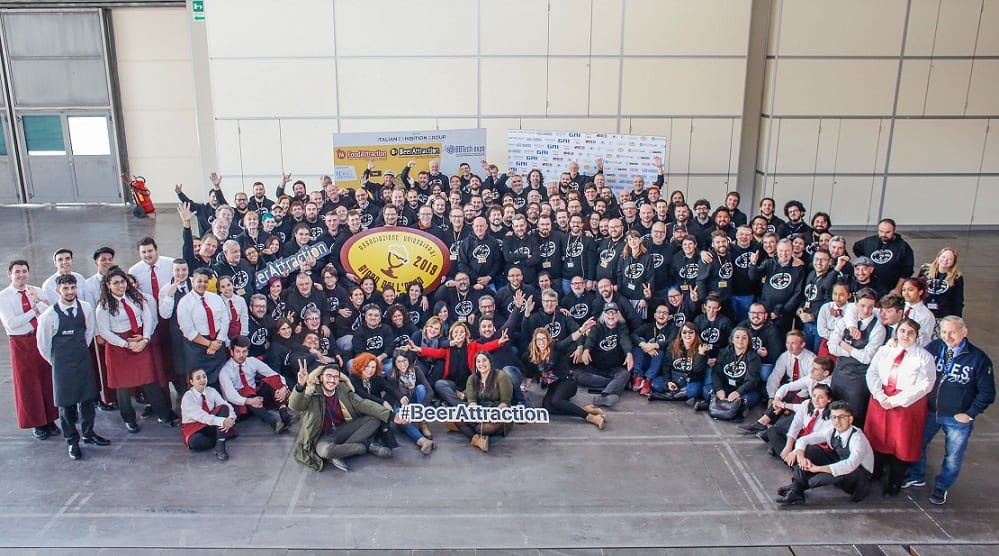 A <a href="/IEGexpo/">ITALIAN EXHIBITION GROUP</a> il business del mondo food&amp;Beverage.
#beerattraction 
All'inaugurazione: l’assessore regionale all’Agricoltura Simona Caselli, il sindaco di Rimini Gnassi, il presidente <a href="/Unionbirrai/">Unionbirrai</a>, il presidente <a href="/Italgrob/">Federazione Italgrob</a>, il presidente Fic l’Ad di IEG.

informacibo.it/a-rimini-fiera…