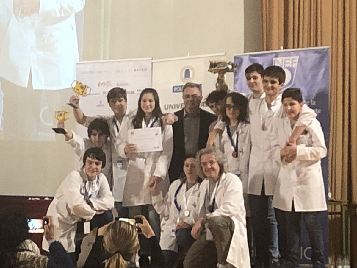 fllmadridUPM's tweet image. Primer Premio Fundación Scientia al Ganador🥇🏆
@fsingeniumTEAM 

#fllspain
#fllmeinspira
#fllmadridupm
#somosupm
#intoorbit
#muchomásquerobots
#misionmoon
#morethanrobots
#intoorbit