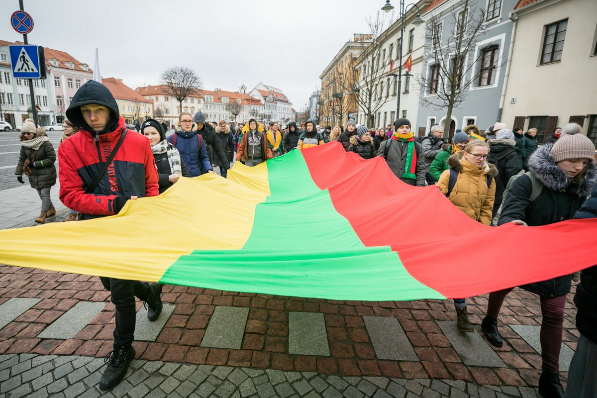 Признание независимости литвы латвии эстонии. Литва признание независимости. Литва признание независимости. Литва признание независимости. Литва жители.