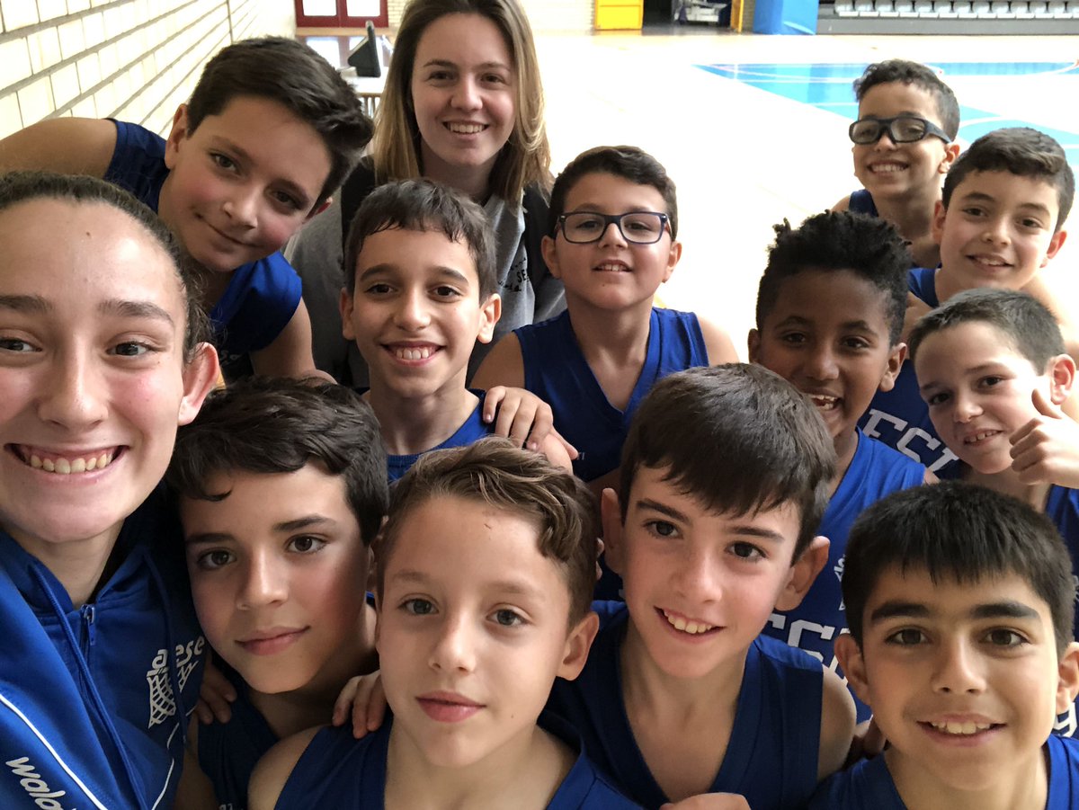 PaulaMartinez6_'s tweet photo. Seguim sumant, creixent i gaudint del que més ens agrada!
Ja en tenim una més!!!💪🏼🏀✅ #PMM1 @BASQUETAESE https://t.co/Wmwk8pQZtr