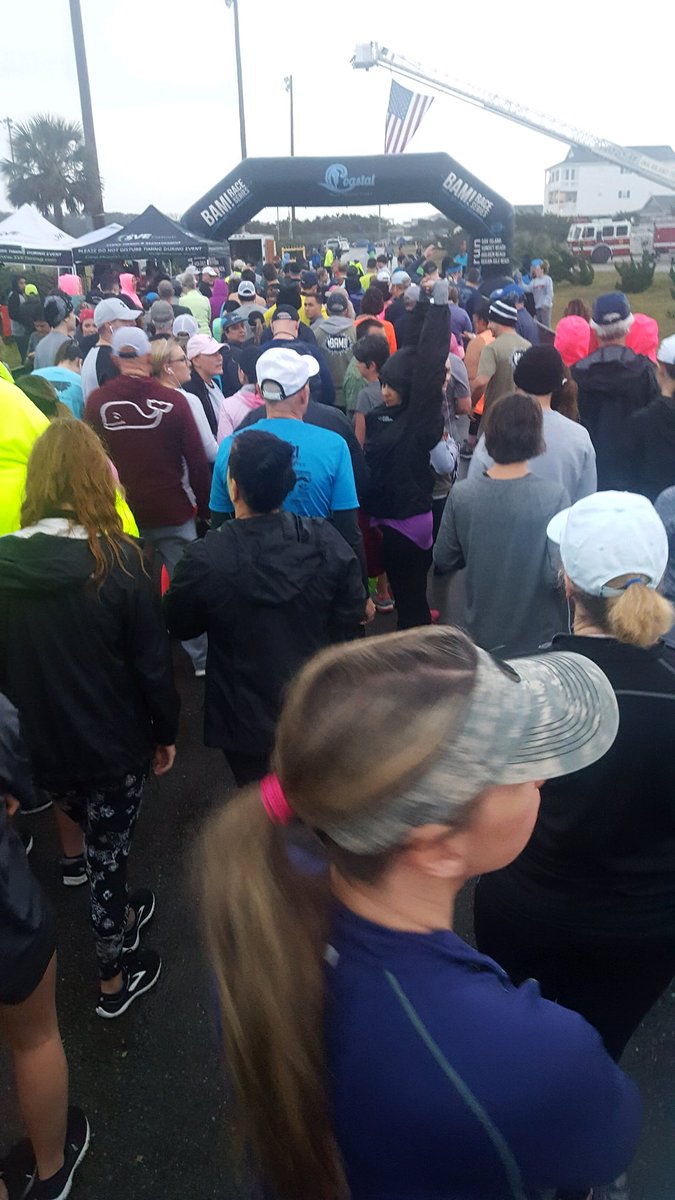 MMoore_hoops's tweet photo. Damp, rainy morning to have an awesome time with ~1900 of our closest friends! #RunOKI @CarsonMisty @DavidHutnik @HopeJRC @JonesRacingCo #FootSoldiers @FoothillsBeer @coastalrace  #OakIsland https://t.co/O8klGXHceW
