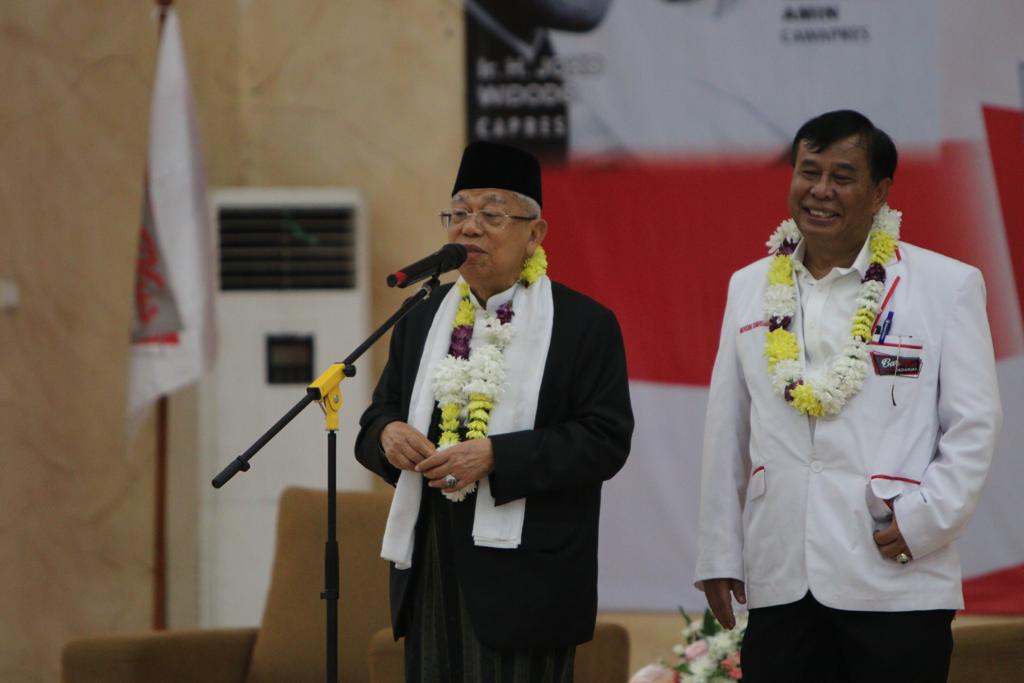 Kiyai_MarufAmin's tweet photo. Terima kasih pada warga Jawa Barat...Sore ini saya menghadiri Pelantikan dan deklarasi yang di wakili 27 Kabupaten pengurus Barnus (Barisan Nusantara) se Jawa Barat  ditambah dukungan dari 11 komunitas dari Jawa Barat. 16/02/2019 https://t.co/Wqq1f4oUXC