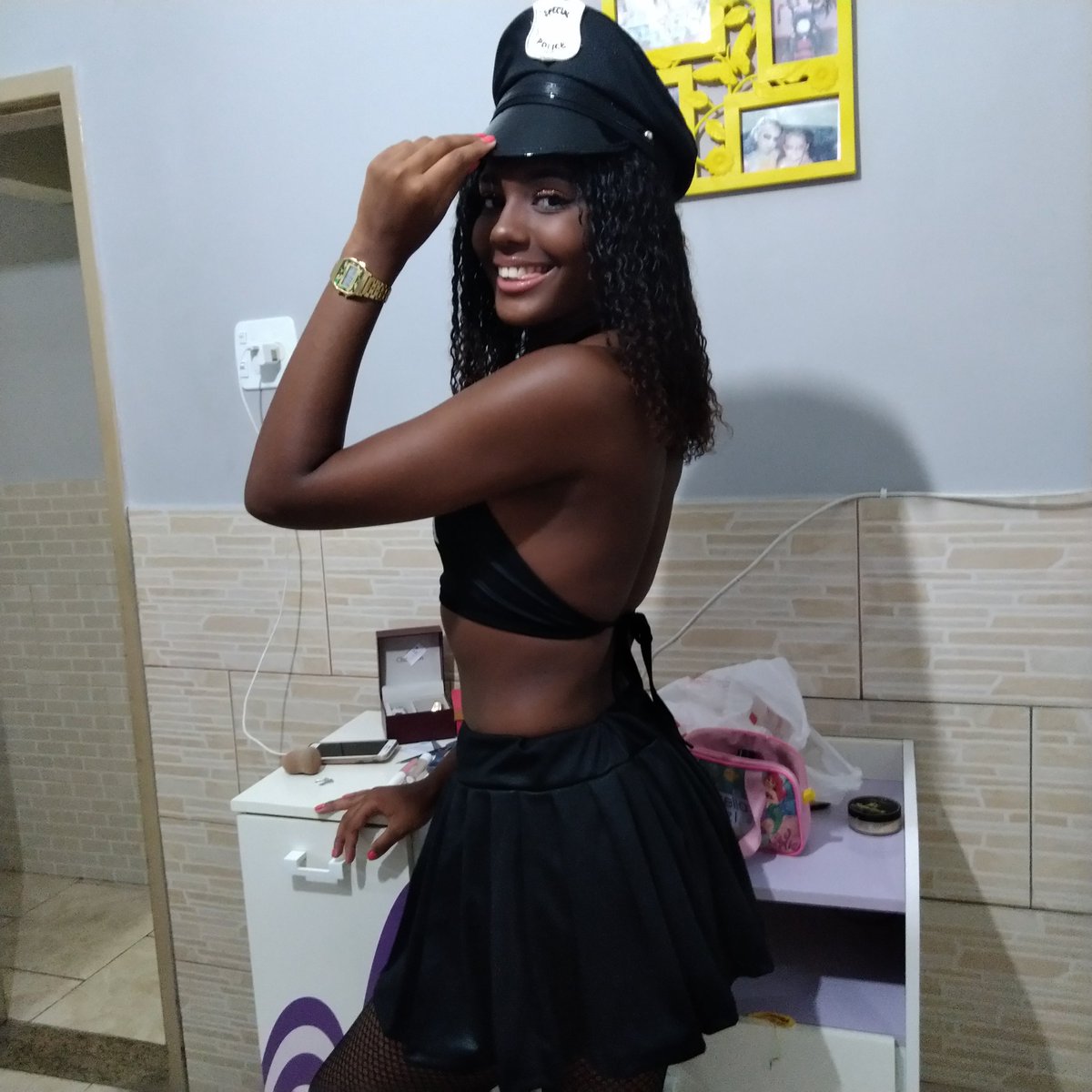 andrxde_'s tweet photo. 👮🏾♀ #ProjectFolia https://t.co/3ettqFwSdV